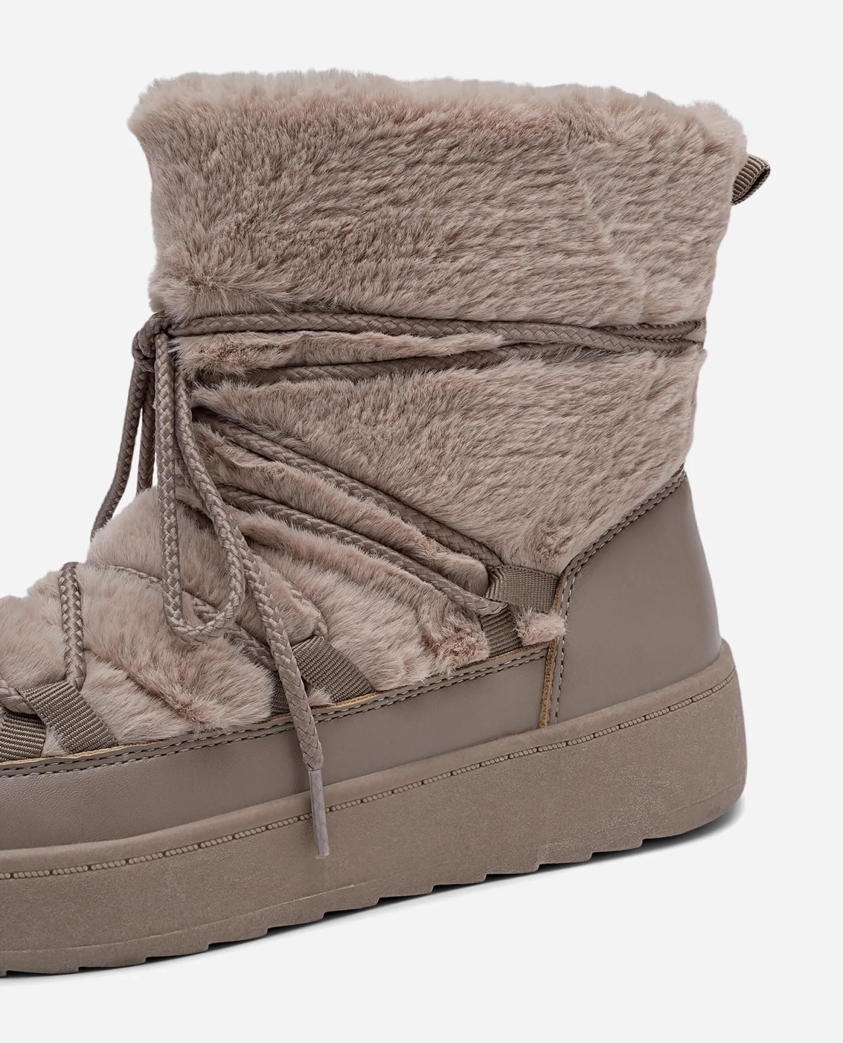 ATTITUDE Boots Och Kängor|Vinterskor<,Varmfodrade boots med snörning