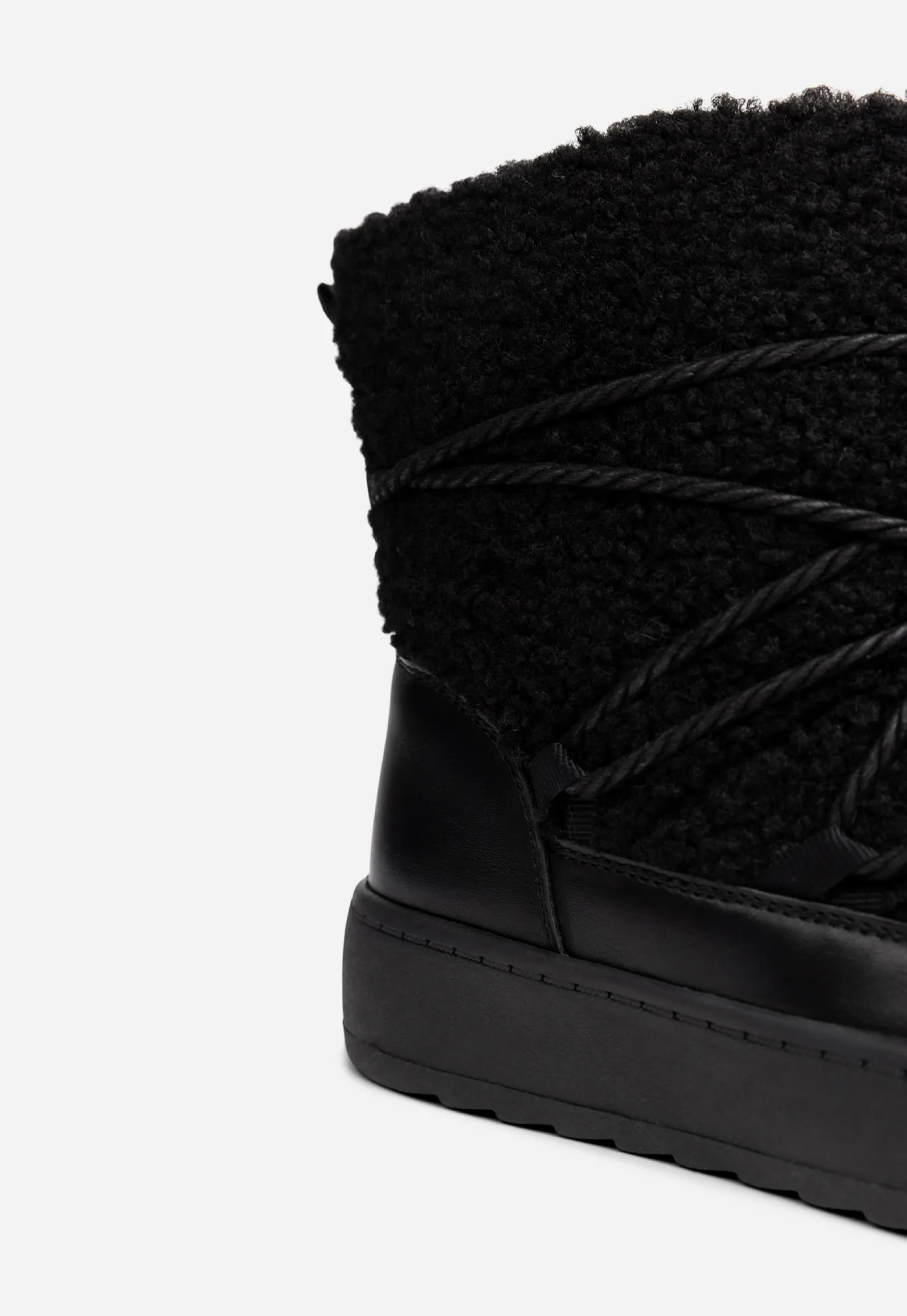 ATTITUDE Boots Och Kängor|Vinterskor<,Varmfodrade boots med snörning