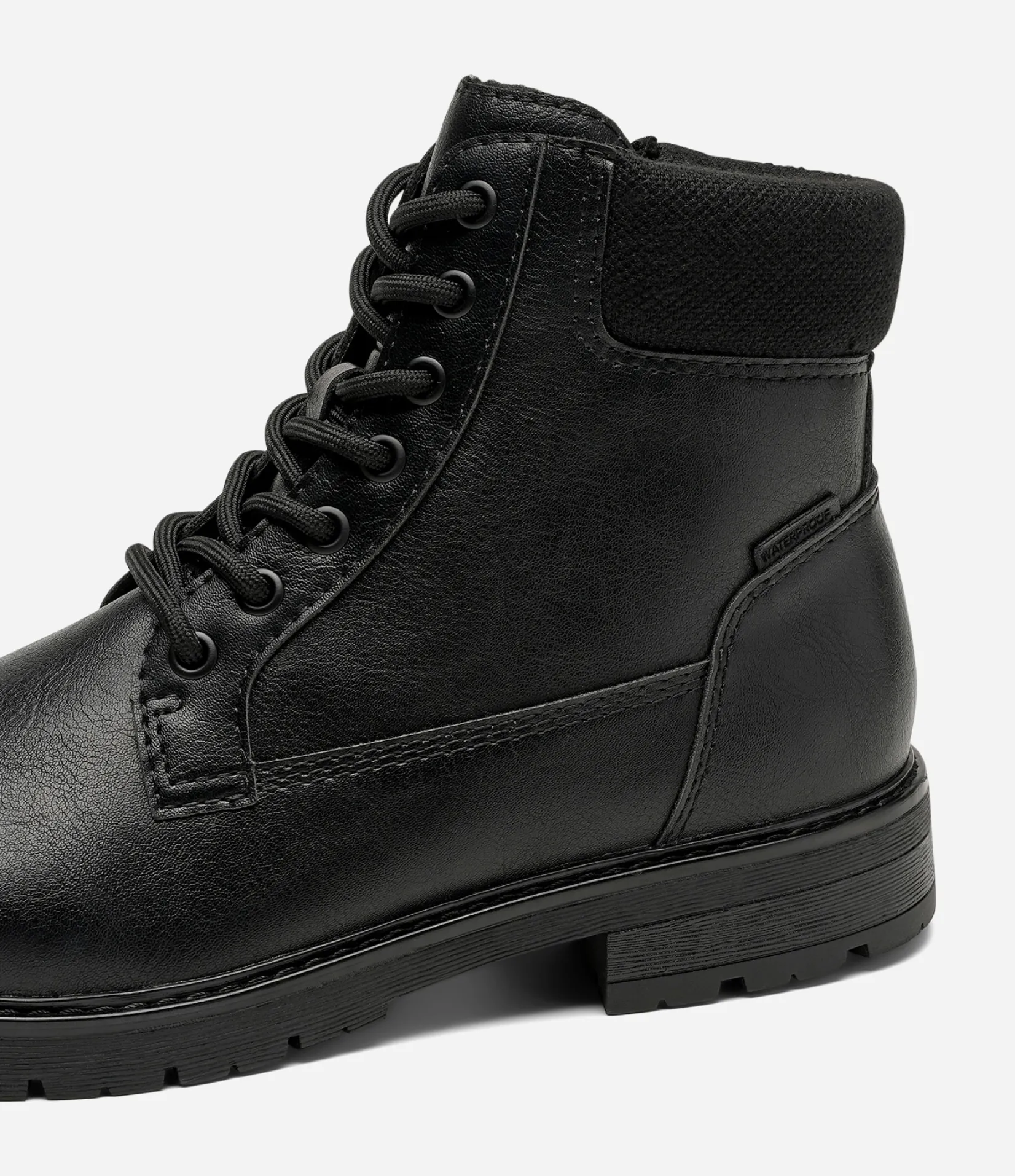 IGUASSU Boots Och Kängor|Vinterskor<,Varmfodrade kängor med inbyggd brodd