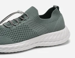 LINEAR Sneakers|Stora Storlekar (Stl. 42-43)<,Slip-on sneakers
