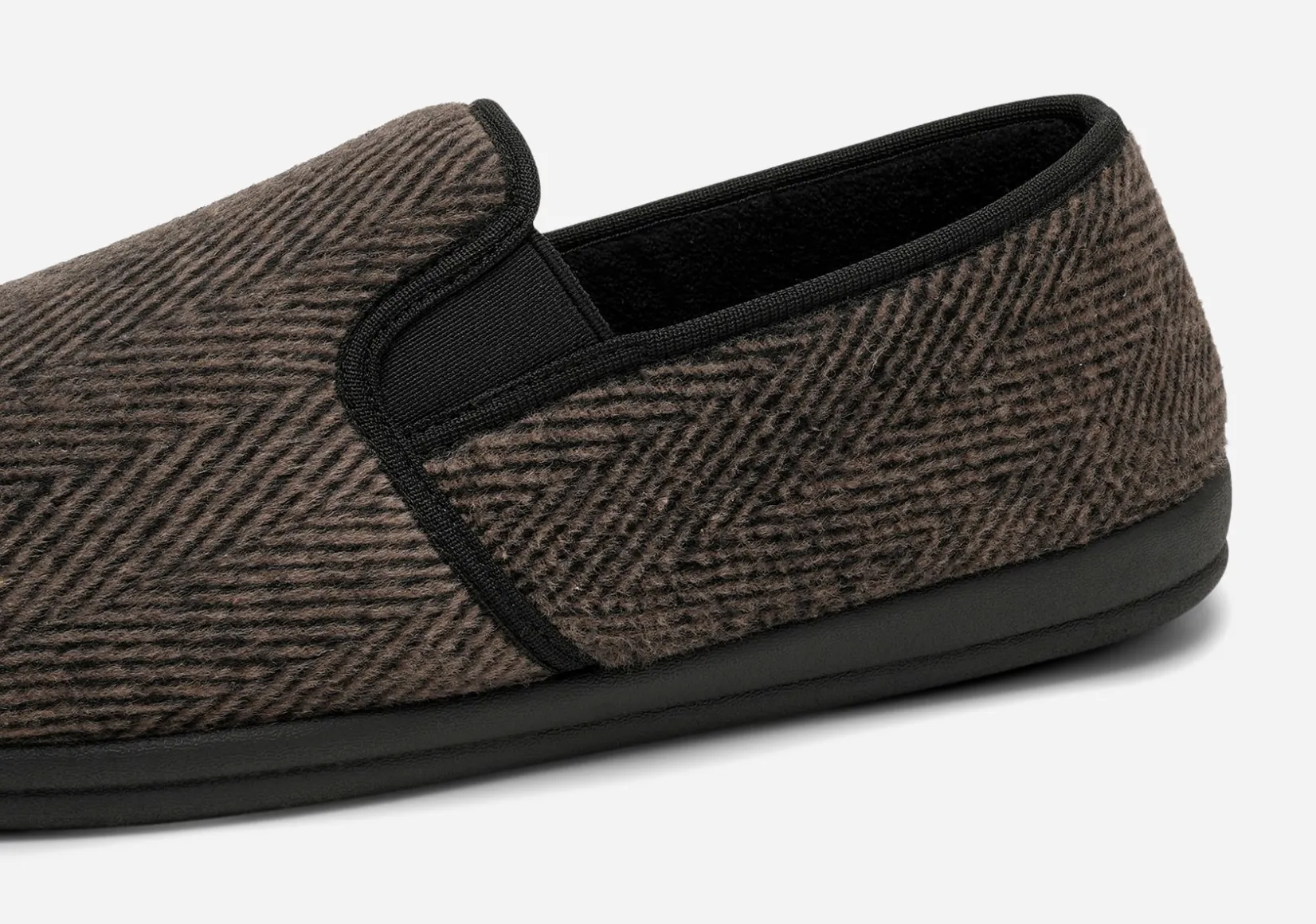 LINEAR Tofflor|Stora Storlekar (Stl. 46-47)<,Tofflor
