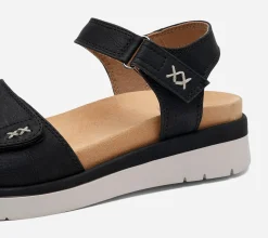SO ALL Sandaler<,Sandaler med remmar