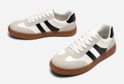 XIT Sneakers|Stora Storlekar (Stl. 42-43)<,Sneakers