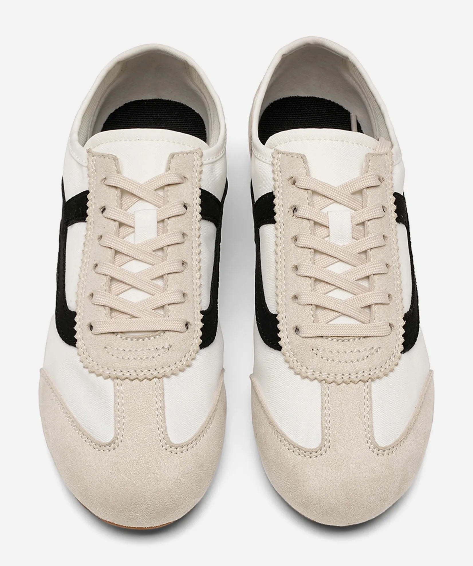 XIT Sneakers|Stora Storlekar (Stl. 42-43)<,Sneakers