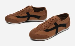 XIT Sneakers|Stora Storlekar (Stl. 42-43)<,Sneakers