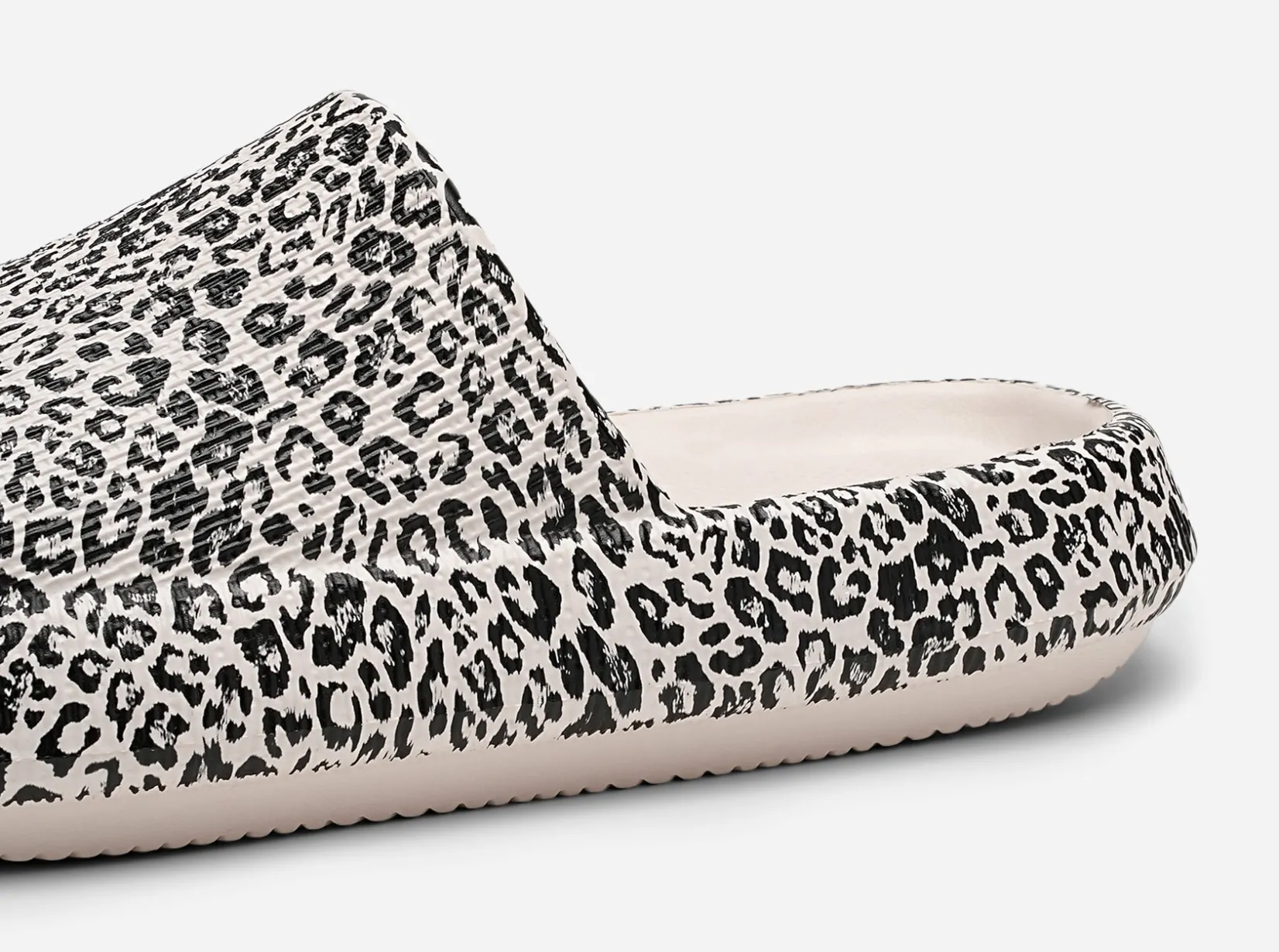 XIT Sandaler|Tofflor<,Tofflor